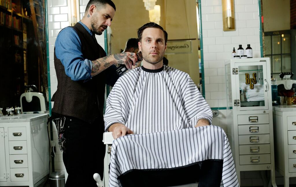 Getting a Signature Haircut: The Best Upscale Haircut of Your Life - Barber  Surgeons Guild®